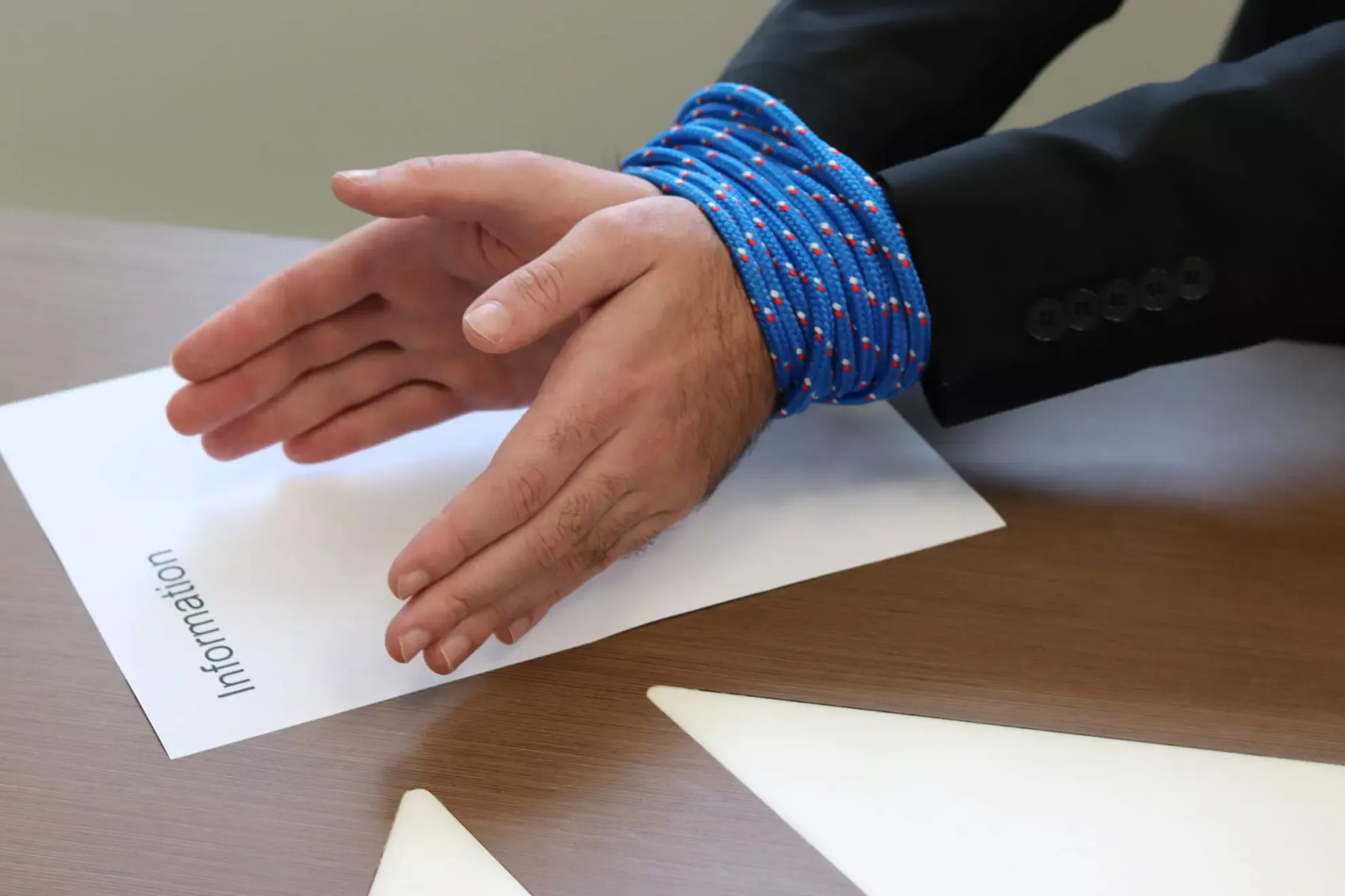 Labor to abolish non-compete clauses from 2027